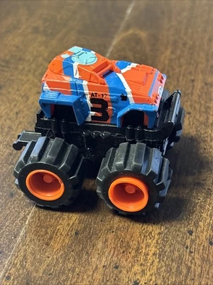 Micro Máquinas 4x4 Trituradoras Monster AT-17 Batería Tanque #3 Funcionando  Foto 1 de 4