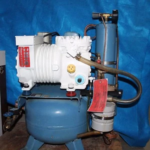 Air Techniques Dental Compressor, 1 HP with dryer, 115V (7805) - Picture 1 of 6