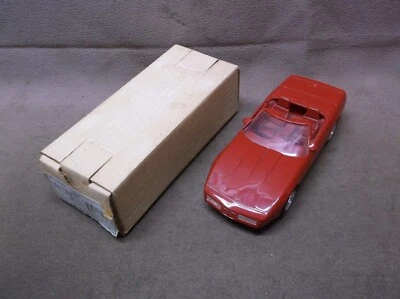 #6044 AMT ERTL 1/24 CHEVY 1990 CHEVROLET CORVETTE CONVERTIBLE PROMO BRIGHT RED - Image 1 of 4