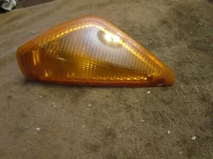 Yamaha XVZ 1200 XVZ1200 1983 delantera derecha dirección derecha señal de giro trasera carcasa de lente cola de cerdo - Imagen 1 de 3