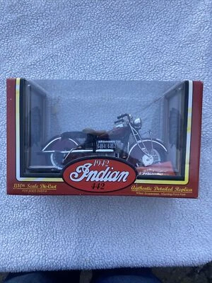 Red TootsieToy Diecast 1942 Indian 442 Motorcycle #3300 1/10th Scale MIB - Image 1 of 4