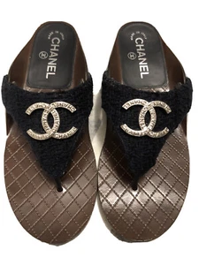 CHANEL Navy Blue Tweed SHOES Sandals Quilted Design Leather Logo Sz.7.5 US - Picture 1 of 8