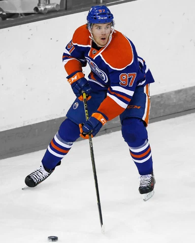 Edmonton Oilers CONNOR MCDAVID Glossy 8x10 Photo Spotlight Hockey Print Poster Cover