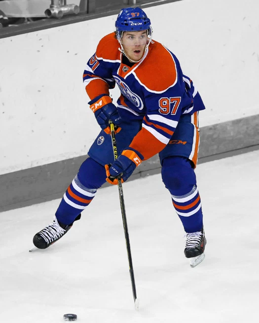 Edmonton Oilers CONNOR MCDAVID Glossy 8x10 Photo Spotlight Hockey Print Poster - Image 1 of 1