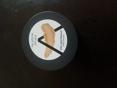 Almay~200 LIGHT/MEDIUM ~No Shine All You Loose Finishing Powder New - Image 1 of 2