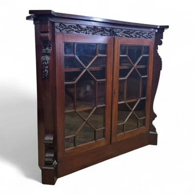 Antique mahogany display cabinet - double door design with carved detailing - Image 1 of 4
