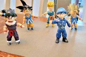Lote Figuras Infantiles Dragon Ball Z Vintage 2003 Super Sayian Goku Trunks Gohan - Imagen 1 de 12