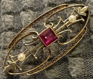 Antique 10k Gold Brooch-Red Stone-Seed Pearls-Art Deco-2.2 grams - Picture 1 of 4