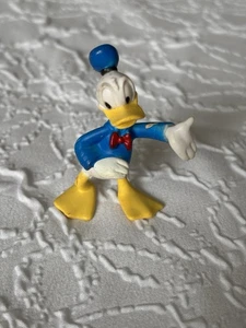 2” Disney Donald Duck pvc figure Cake Topper - Picture 1 of 2