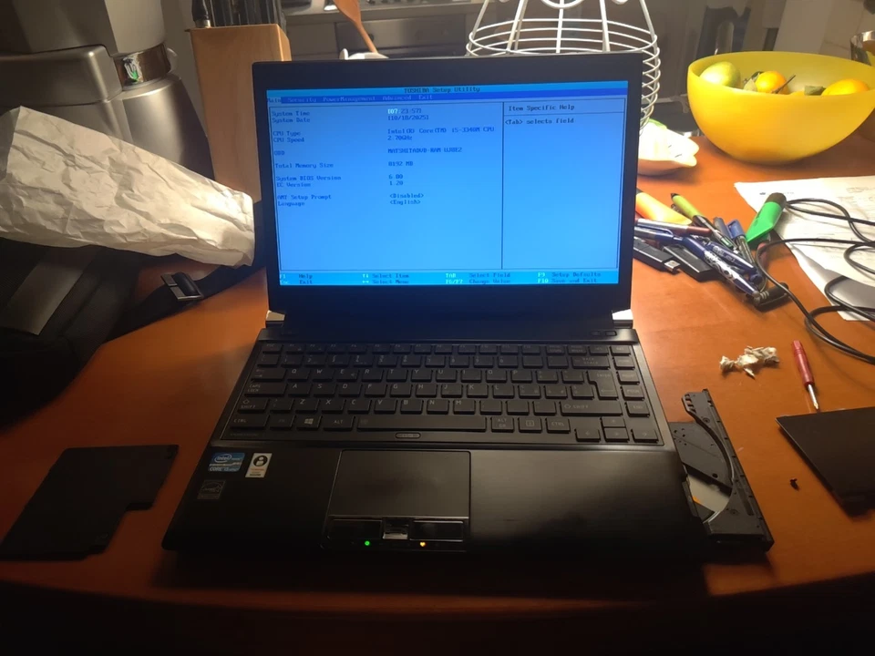 Notebook TOSHIBA  PORTEGE portègè R930 A Class - no hd - RAM 8 GB - i5 vpro - Immagine 1 di 4