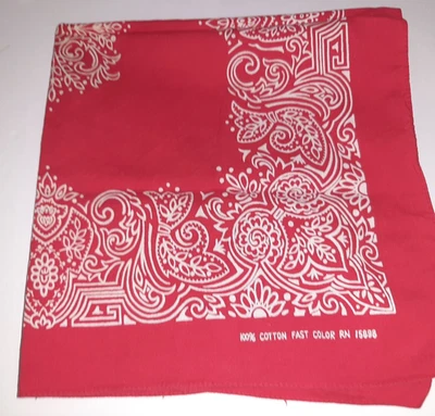Pañuelo De Colección Bandana ROJO Todo Algodón Suave Motociclista Hacer Trapo Floral Patrón Único Foto 1 de 3