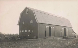 Midwest Minnesota(?) 3 Story Dairy Barn Gambrel Roof Sliding Arched Doors RPPC - Picture 1 of 2