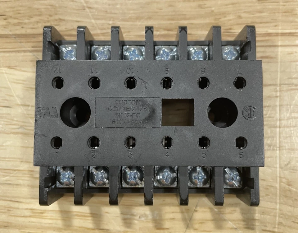 Custom Connector SD12-PC Relay Socket, 12 Pin, 600 V, 10 A, SD Series, Box of 5 - Image 1 of 4