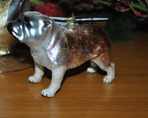 NUEVO ROBERT STANLEY BULLDOG Inglés Perro Niño Vidrio Adorno 4.5"L Diseño Realista - Imagen 1 de 4