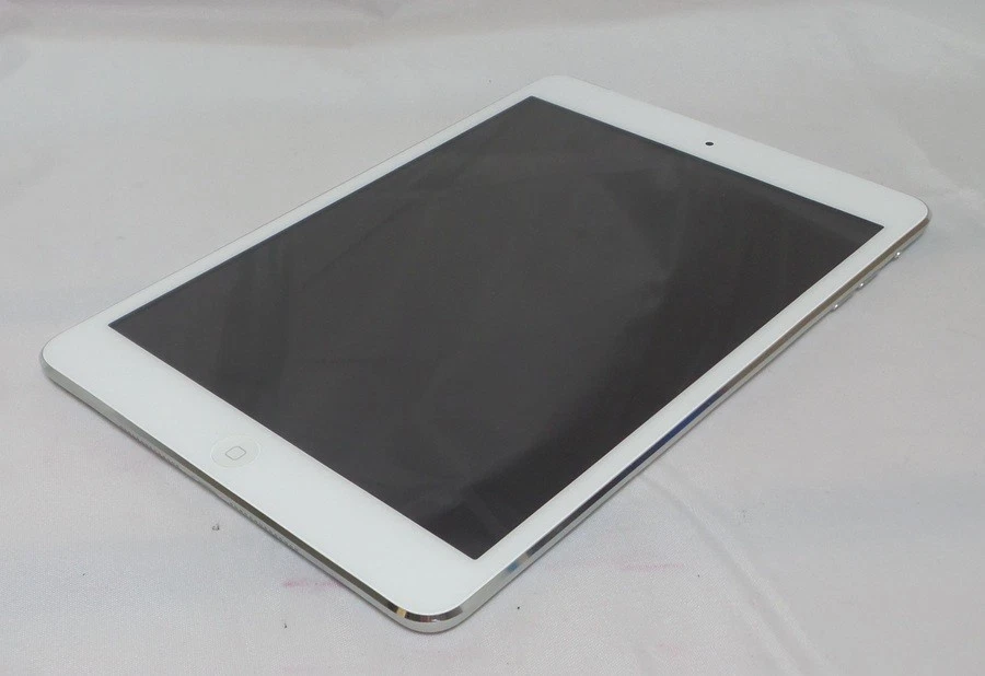 Apple iPad Mini Retina 16gb Wi-Fi - Cellular - GSM Unlocked - White (ME814LL/A) - Image 1 of 1