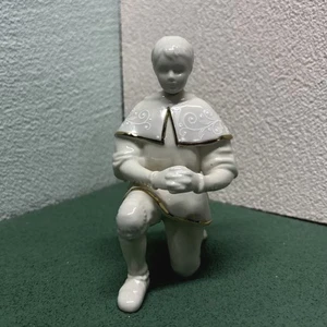 1pcs Lenox Innocence Nativity Shepherd with Lamb 5.5inch Ceramic - Picture 1 of 5