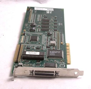 DPT SmartCacheIII SCSI HOST Controller PM2124 (HA-0272-002-A) 1x50int, 1x68ext - Picture 1 of 3