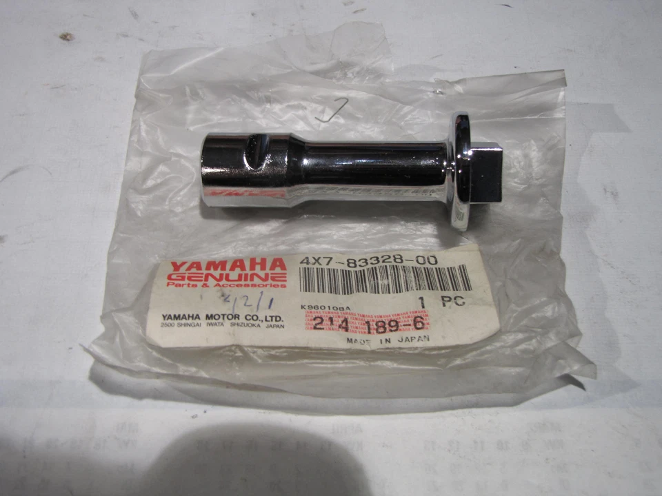 Soporte Brazo Indicador Izquierdo Yamaha XJ 1100 Año 82 XJ 650 Año 82-83 4X7-83328-00 Foto 1 de 1