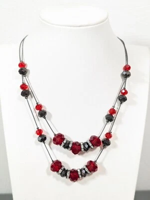 Collar de cuentas de diamantes de imitación de vidrio rojo cadena doble metálico gris metalizado de 20 pulgadas Foto 1 de 4