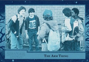 Stranger Things Season 1, #5 (The Arm Thing) Upside Down Parallel Card #07/99