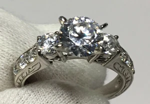 Sterling Silver Graduated CZ Ring Size 7 - Picture 1 of 7