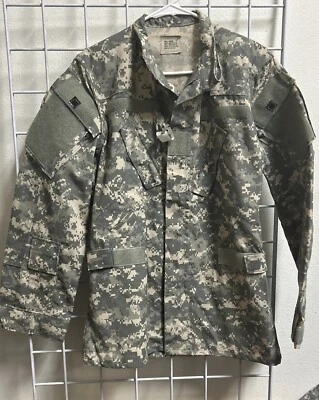 Abrigo UCP ACU resistente al fuego del ejército de Estados Unidos mediano-X-largo nuevo con etiquetas Foto 1 de 4