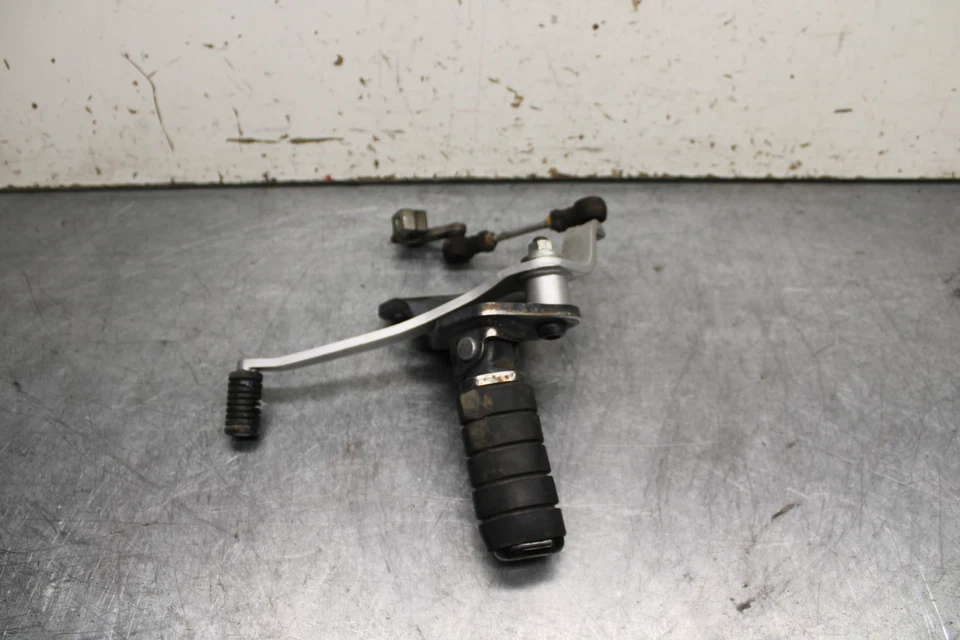 10-13 HONDA SHADOW RS 750 VT750RS LEFT FRONT FOOT PEG /W SHIFTER BB718 - Изображение 1 из 4