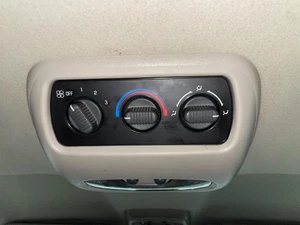 00-02 YKXL15 Rear Heater Controls roof mounted rear-manual temperature control - Picture 1 of 1