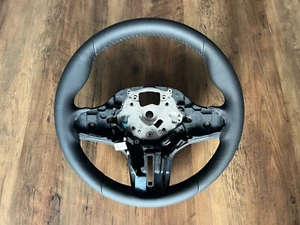 Volante BMW 5 G30 6 G32 X3 G01 X4 G02 X5 G05 X6 G06 X7 G07 M TJA ASSIST+ - Imagen 1 de 11