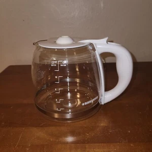 Black & Decker 12-Cup Replacement Glass Carafe For Coffee Maker - Picture 1 of 5