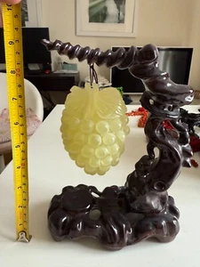 jade display - Picture 1 of 3