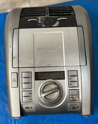 2007-2010 SCION TC HVAC CLIMATE CONTROL + TRIM BEZEL VENTS 55900-21110 OEM B3 - Image 1 of 4