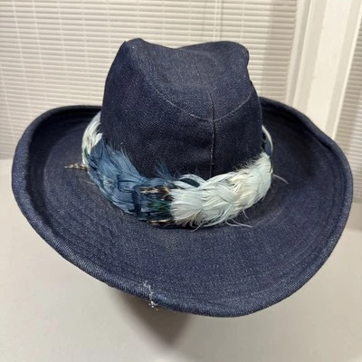 Sombrero de vaquero de colección con banda de plumas de United Hatters Cap Millinery Wrks Foto 1 de 4