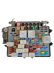 Chevrolet Tahoe 2003-2006 relé de motor unión caja de fusibles pin 15201930-02 - Imagen 1 de 12