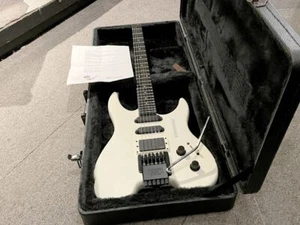 Steinberger GM-4 (1990s) - Picture 1 of 11