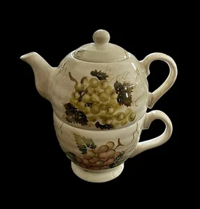TableTops Unlimited Cabernet Individual Tea Pot w/Lid & Cup 7.5” w/Lid 1.5 Cup - Picture 1 of 9