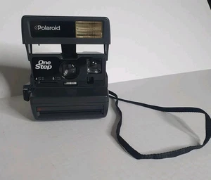Vtg Polaroid One Step 600 Instant Film Camera With Strap (UnTested) - Picture 1 of 14