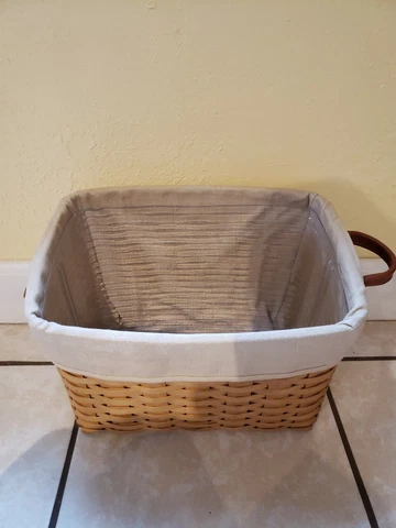 Longaberger Newspaper Magazine Basket 44920 2004 Leather Handles Protector Liner Cover