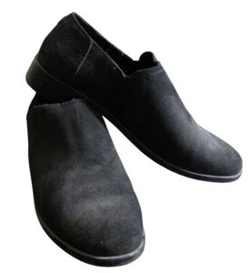 TOMS Wmn 8 Black Leather Slip On Shoes Loafters - Picture 1 of 3