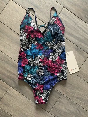 LULULEMON SHORELINE ONE PIECE BATHING SUIT, NOCTURNAL FLORAL MULTI, NWT - Изображение 1 из 3
