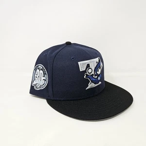 Sombrero parche New Era Toronto Blue Jays Strong Bird temporada 30 'azul marino/negro' - 7 5/8 - Imagen 1 de 6