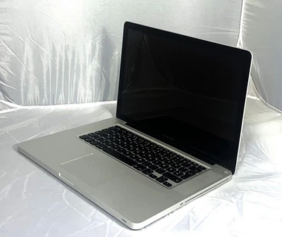 Apple MacBook Pro A1286 Intel Core i5 2.4 GHz 15.4 Zoll 240GB SSD 4GB RAM 2010 - Bild 1 von 4