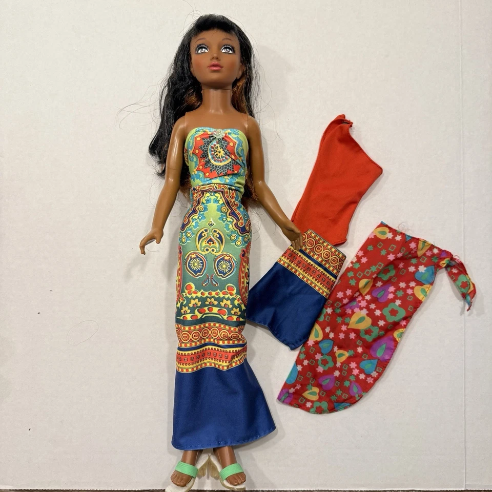 Muñeca de pelo ideal Tiffany Taylor afroamericana cambio de color 1974 vintage Foto 1 de 2