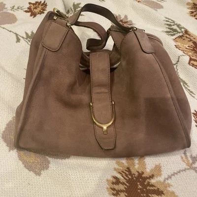 GUCCI 麂皮绒柔软马镫大号水饺包 — 第 1/4 张图片