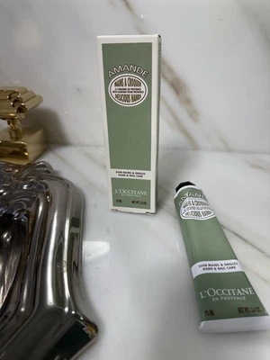 L’Occitane Almond Delicious Hand & Nail Cream 2.6 OZ - Изображение 1 из 4