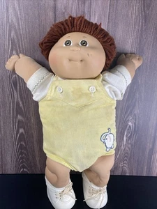 1985 Vintage Cabbage Patch doll w/ brown hair & eyes, clothes, shoes, diaper - Picture 1 of 19