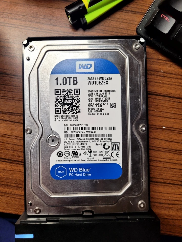 Western Digital WD Blue 1TB - WD10EZEX - Image 1 of 1