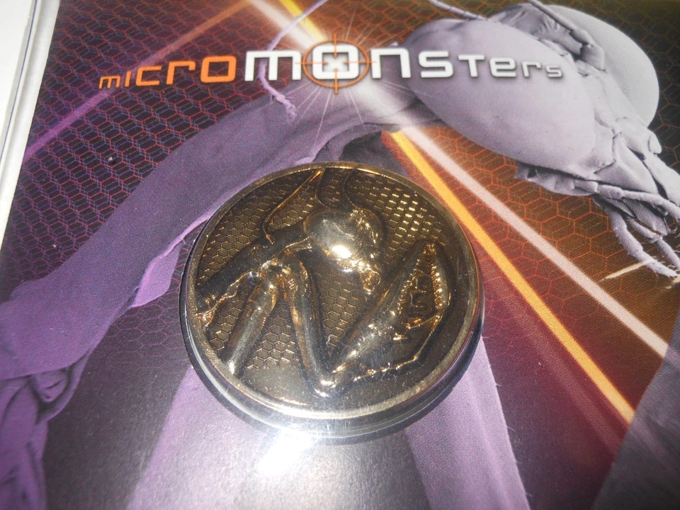 PNC 2009 Australia  MICROMONSTERS  Ltd Edition Medallion and 55 cent stamp - Image 1 of 4