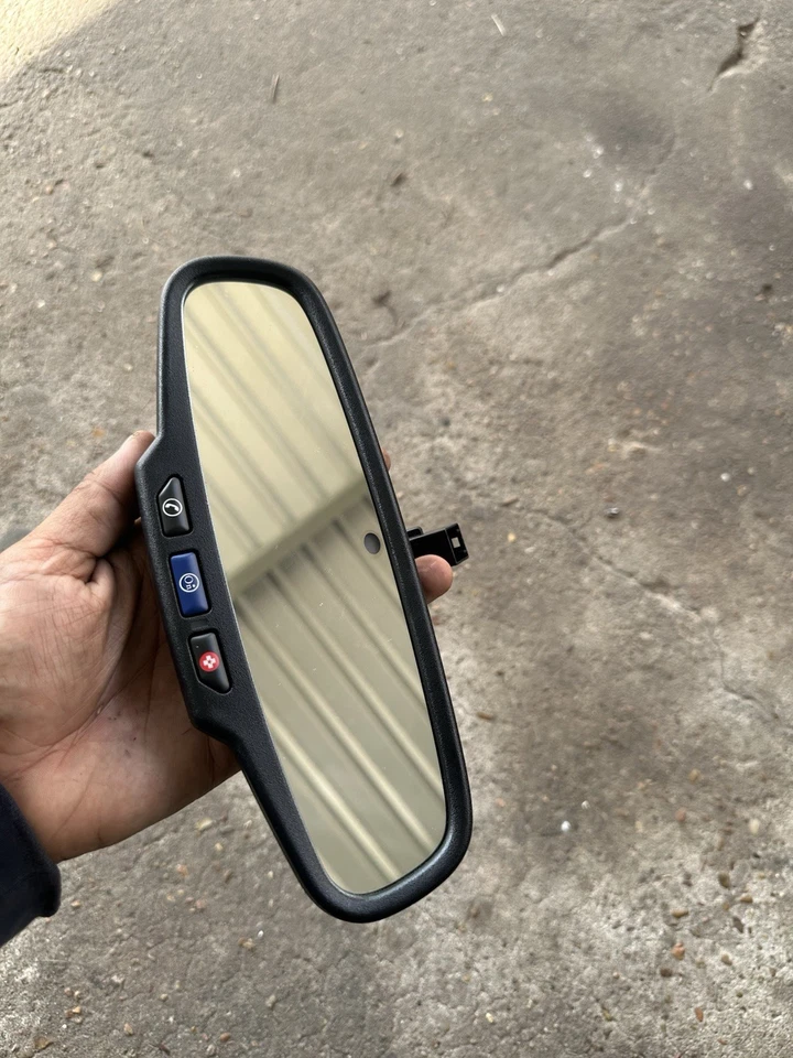 Espejo retrovisor interior Chevrolet Cruze 2011-2015 con atenuación automática y Onstar E1102639 Foto 1 de 4