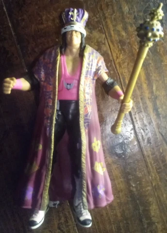 WWE ELITE RINGSIDE EXCLUSIVE BRET "HITMAN" HART KING OF THE RING WINNER FIGURE Cover